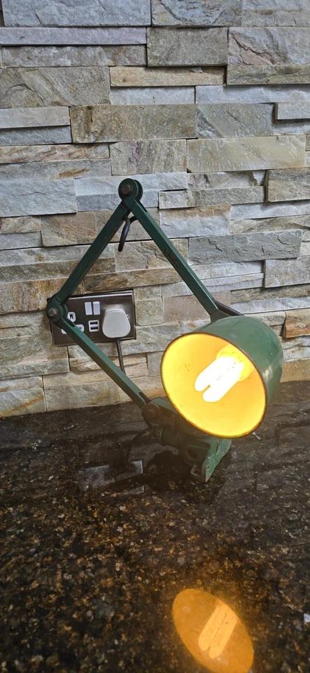 Vintage EDL Green Engineers Anglepoise Machinist lamp - Image 2 of 4