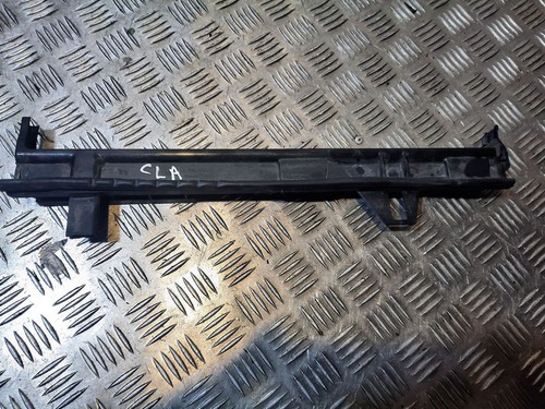 Mercedes-Benz CLA C117 X117 W117 2017 Vorne Halterung Kühler Benzin ATV18242