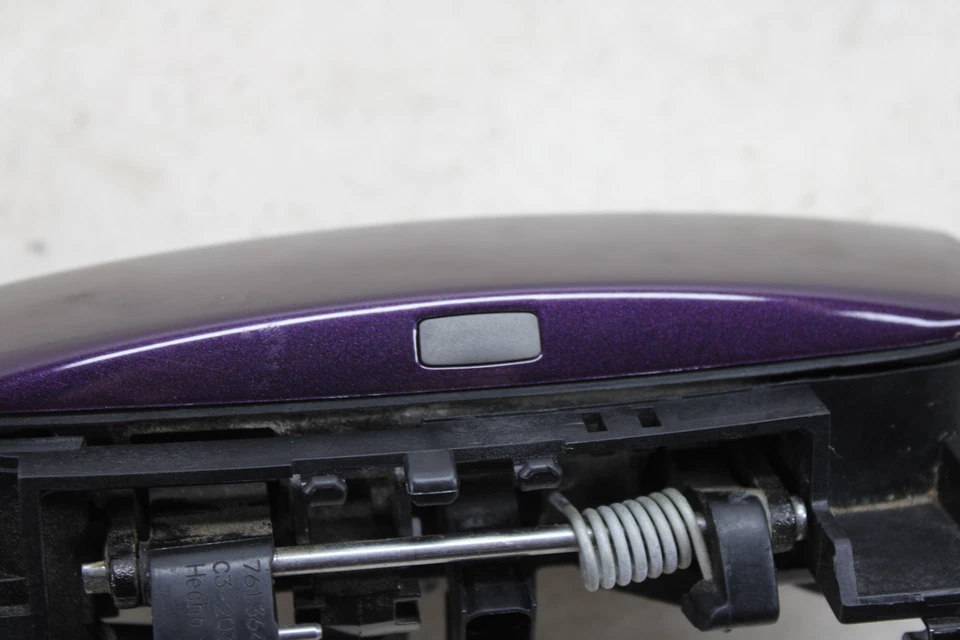 2015-2023 Dodge Challenger Right Exterior Door Handle OEM MX33 - Image 3 of 4