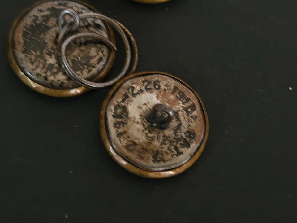 Vintage The Lark Brass Shank Button Set of 3 Bird Sewing Buttons - Image 3 of 4