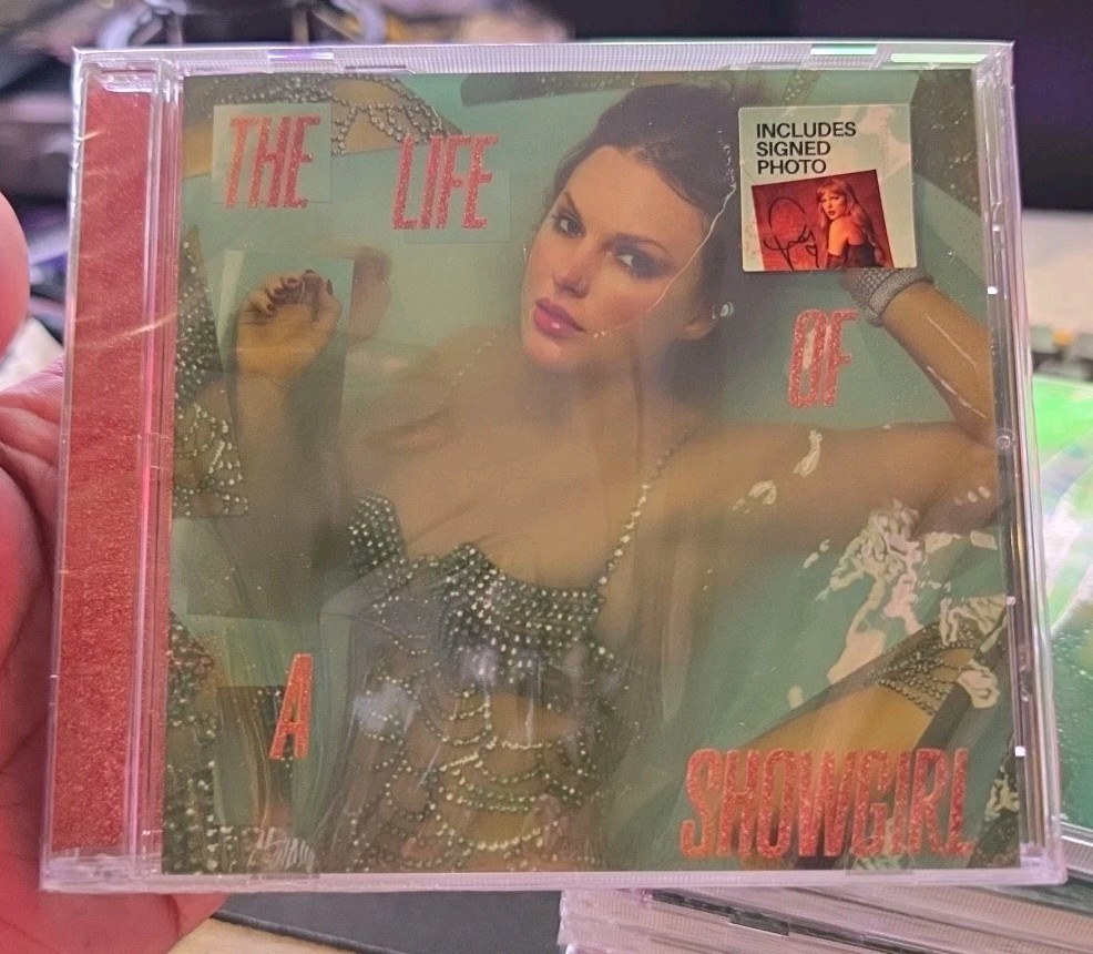 Taylor Swift The Life of a Showgirl CD + Hand Signed Photo 3