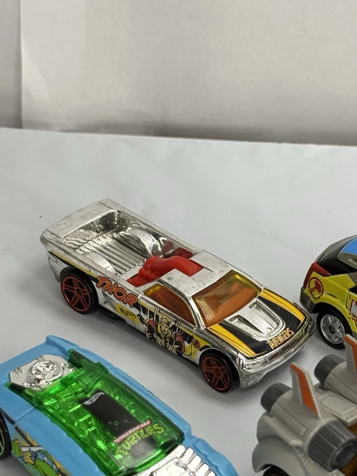 Hot Wheels Modern Avengers Teenage Mutant Ninja Turtle Lote Como Es Thor Spiderman Foto 3 de 4