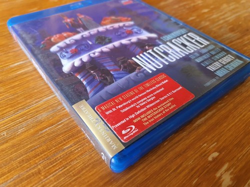 Tchaikovsky: Nutcracker Blu-Ray - Valery Gergiev Mariinsky Ballet With Booklet - Picture 2 of 5