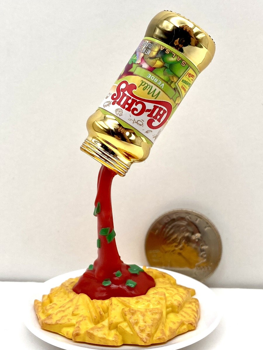 Frozen Moments Gold Chi-Chi's Mild Verde Salsa Zuru Mini Brands