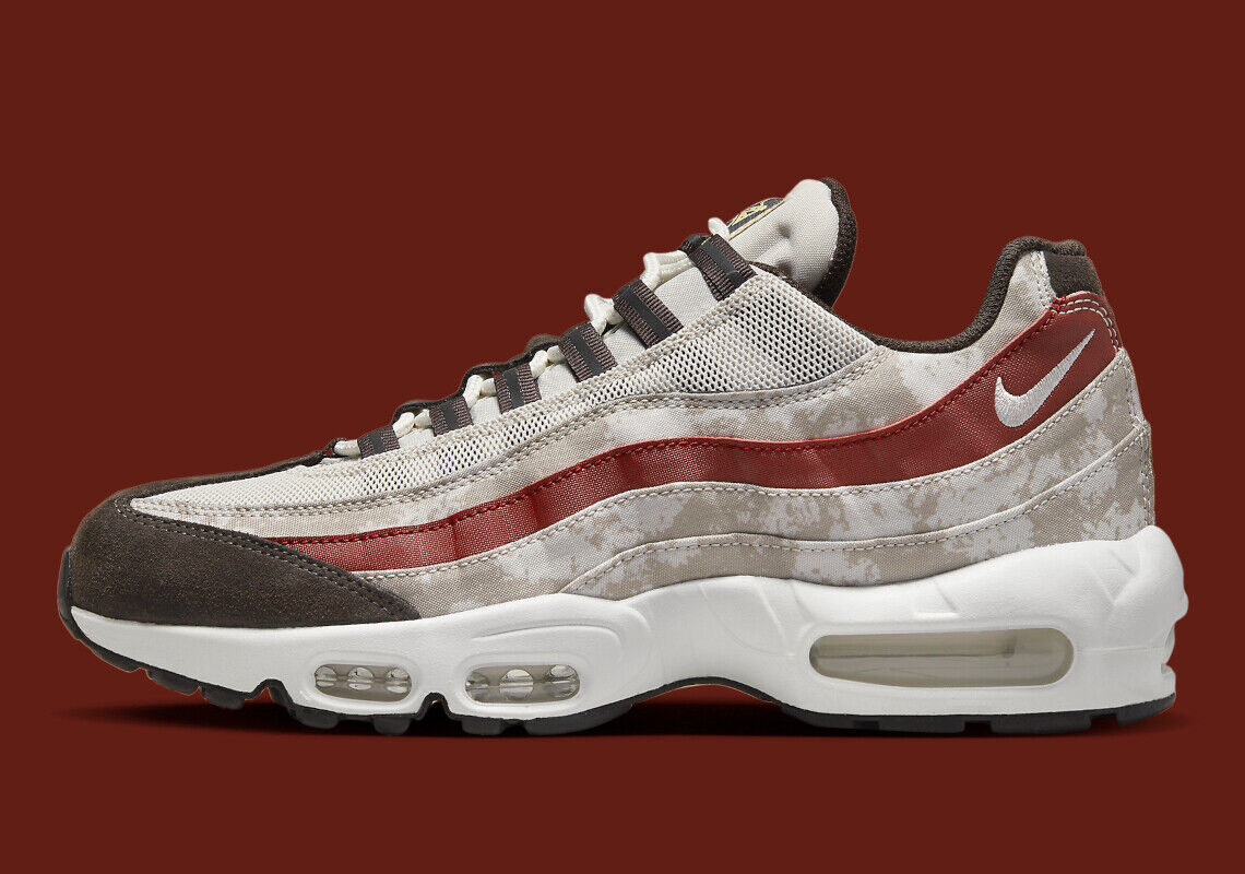 Nike Air Max 95 Social FC Light Bone Dune Red Khaki DQ9016 Nike Air Max 95 Social FC Light Bone Dune Red Khaki DQ9016