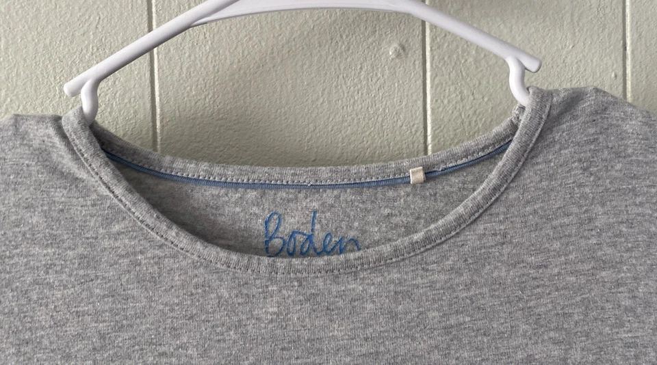 Boden Reindeer Sequin Long sleeve T-shirt Gray Christmas Girls Size 13-14 Years - Image 2 of 4