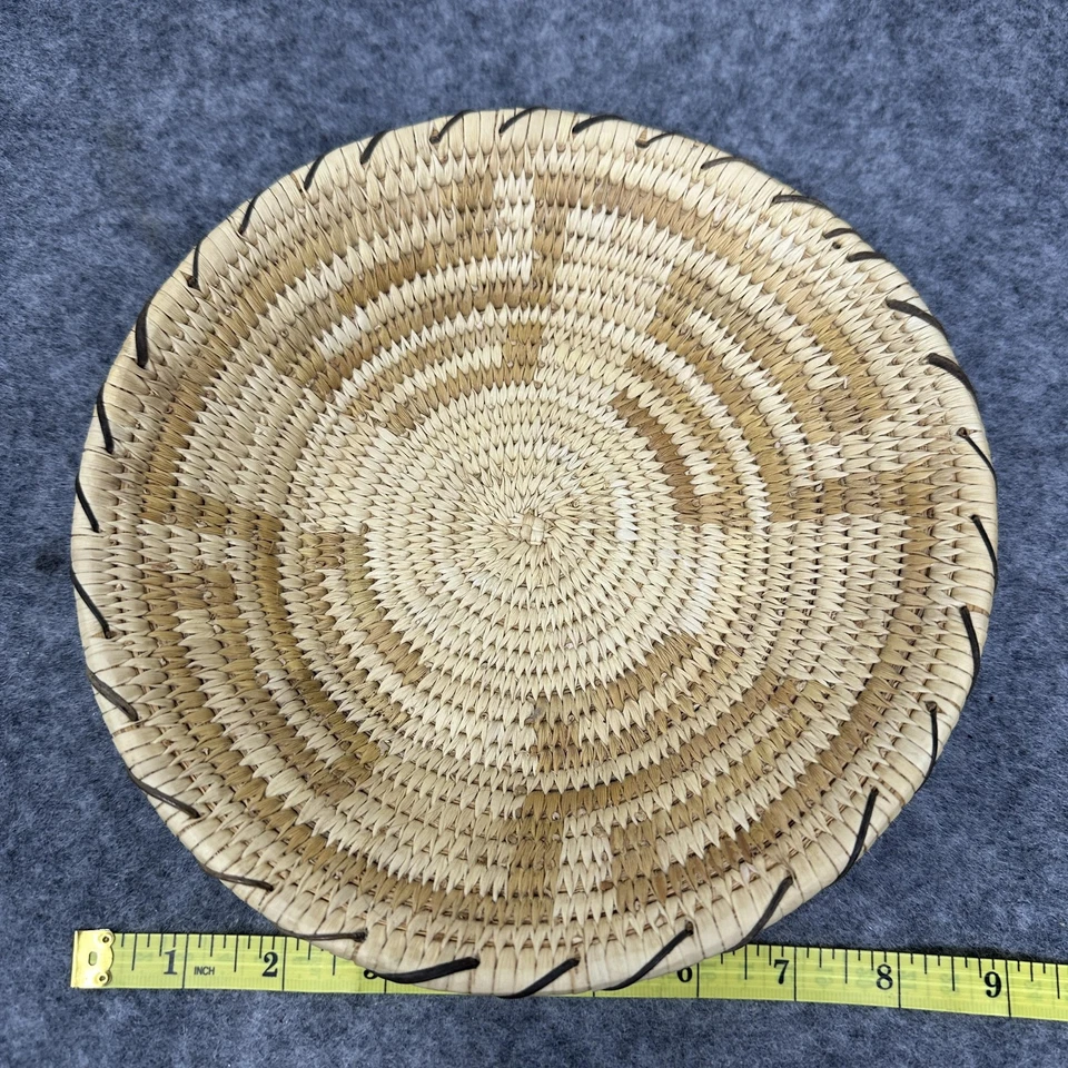 Vintage Papago Handwoven Wicker Basket Shallow Coil Tray Decorative Native - Image 4 of 4