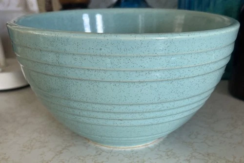 Vintage/Antique MCCOY POTTERY Beehive Bowl USA 8 IN  Yellow Ware Turquoise