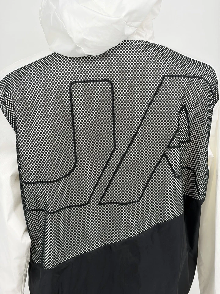 Under Armour 男式连帽风衣夹克白色/黑色网眼背面标志,尺寸 L — 第 4/4 张图片