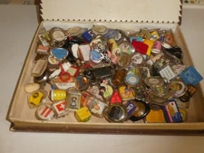 SUPERBE LOT DE 120 PORTE CLEFS DIVERS MARQUE PUBLICITAIRE A VOIR SUR LES PHOTOS