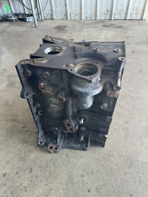 2001-2005 02 03 04 Volkswagen Golf Jetta 2.8L BDF AXK Bare Engine Block W/Mains