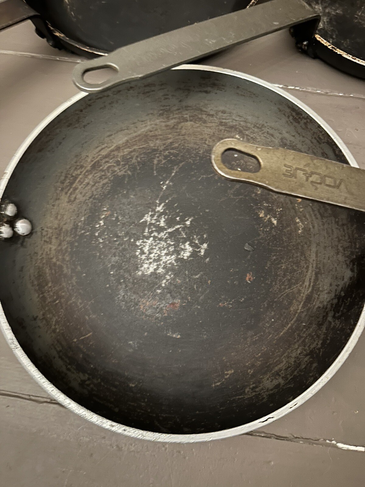 7 x Commercial Carbon Steel Frying Pan Skillet Job Lot Vogue Sizes from 12.5 in eBay