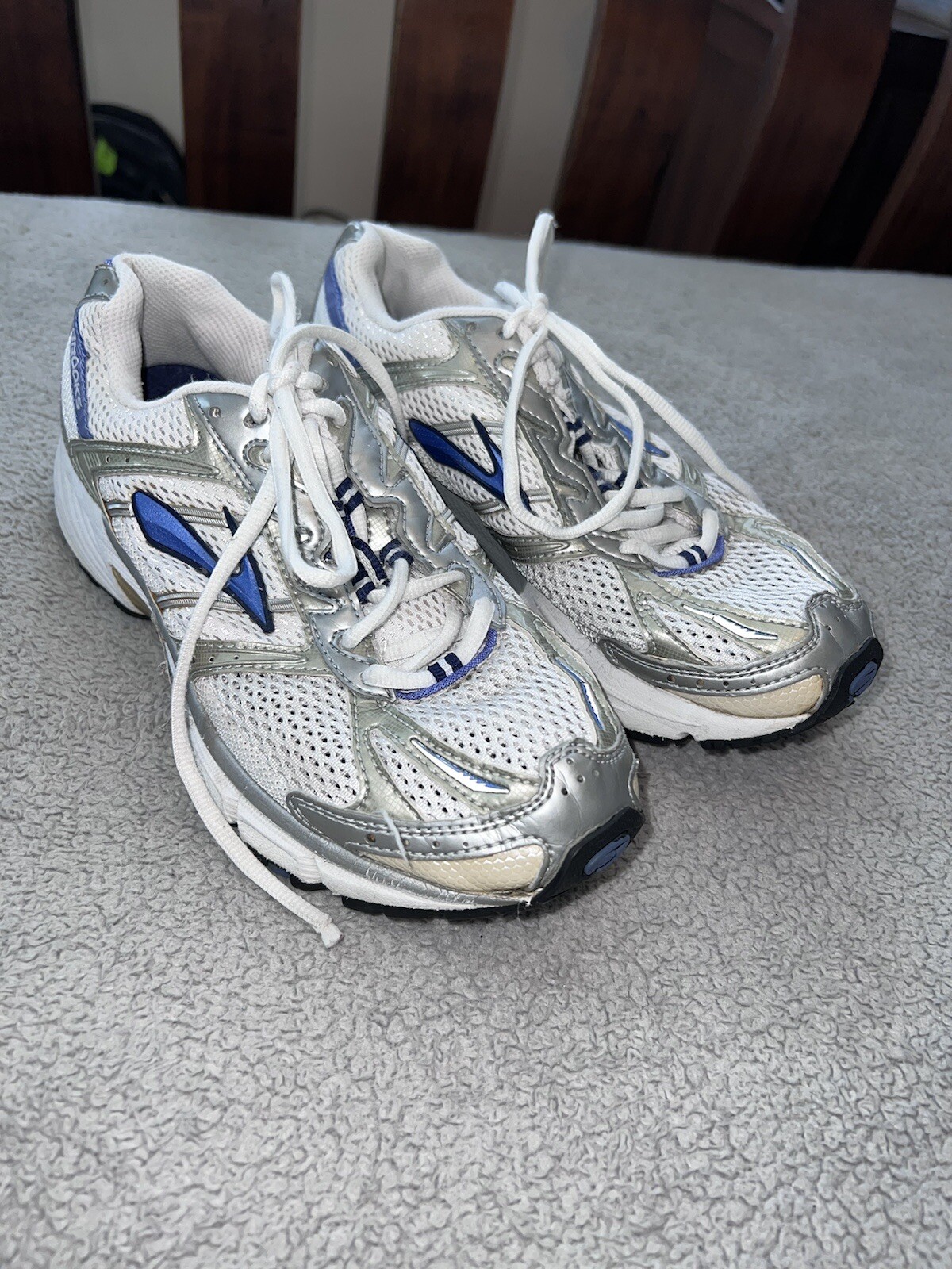 BROOKS DRB Accel Switch Womens Road Running Shoe Gray Blue White Size 7 thumbnail 2