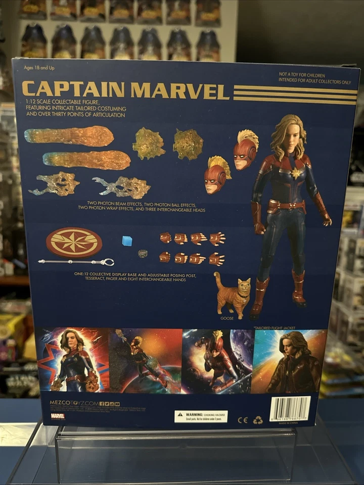 Figura de acción Mezco One:12 Collective Captain Marvel nueva sellada Foto 2 de 4