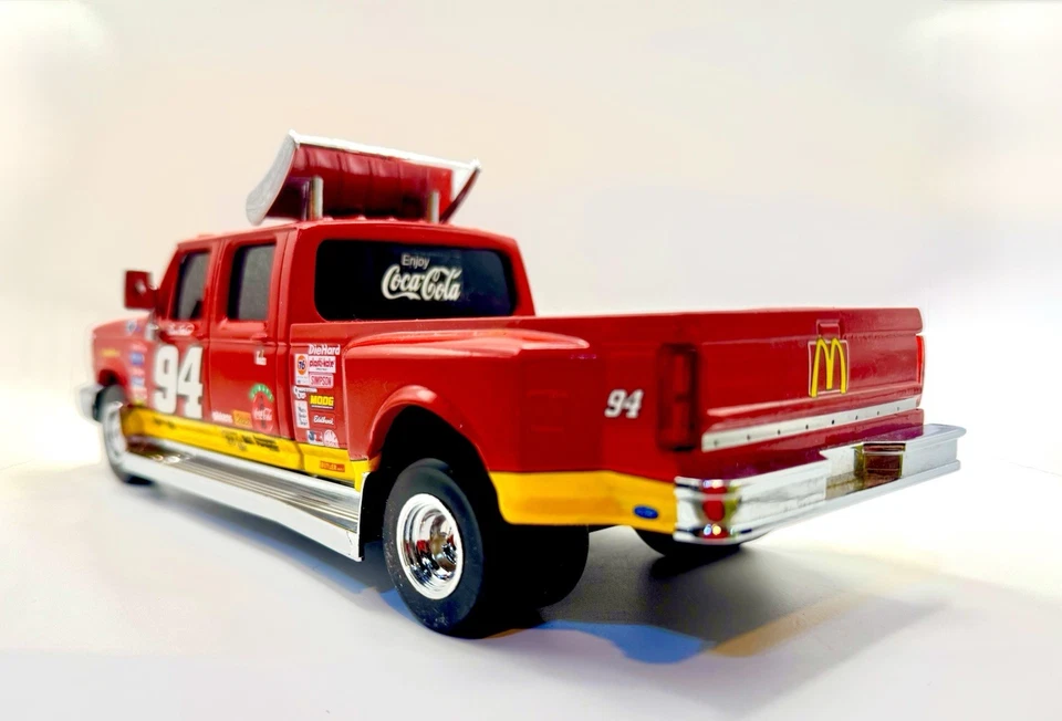 Ford F 350 NASCAR 1996 serie Platinum - Bill Elliott #94 McDonalds diecast 1:24 Foto 4 de 4