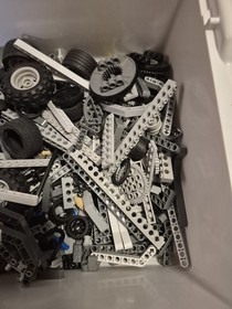 LEGO Mindstorms Education Base Set 9797, 431 Pieces, STEM, USB, Bluetooth, 8+