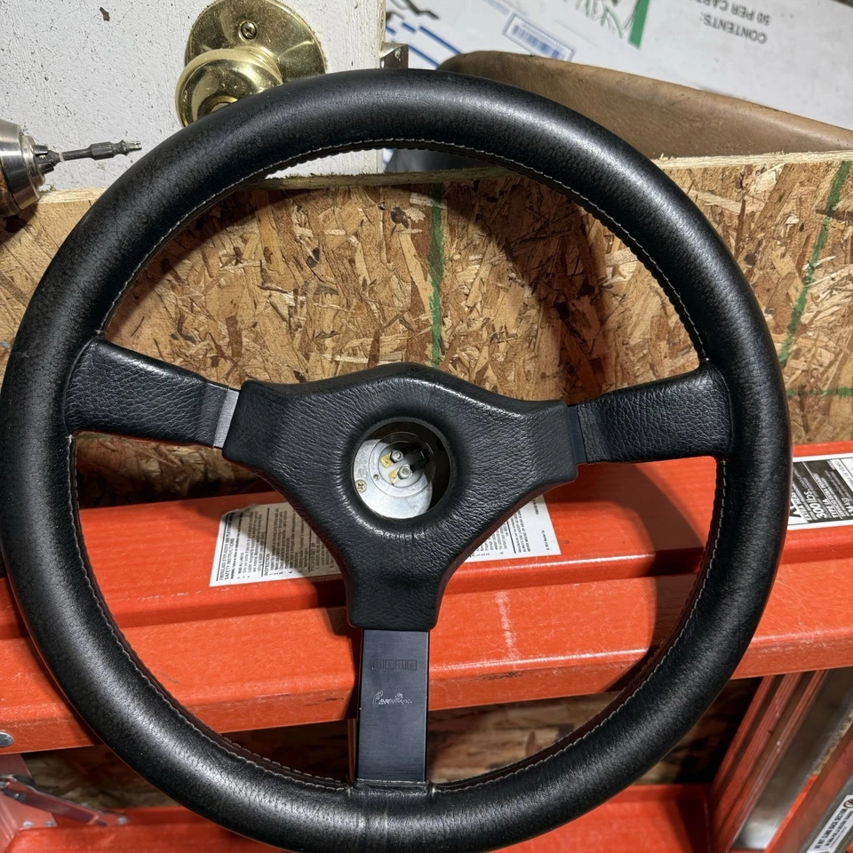 Nrg Quick Release Plus Momo Steering Wheel - Image 3 of 3