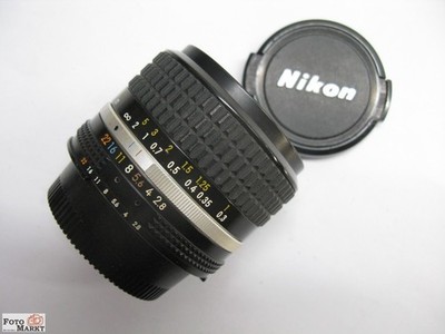 Nikon Nikkor 2,8/24 Ai-S WW-Objektiv F-mount wide angle lens FM, FE, F1