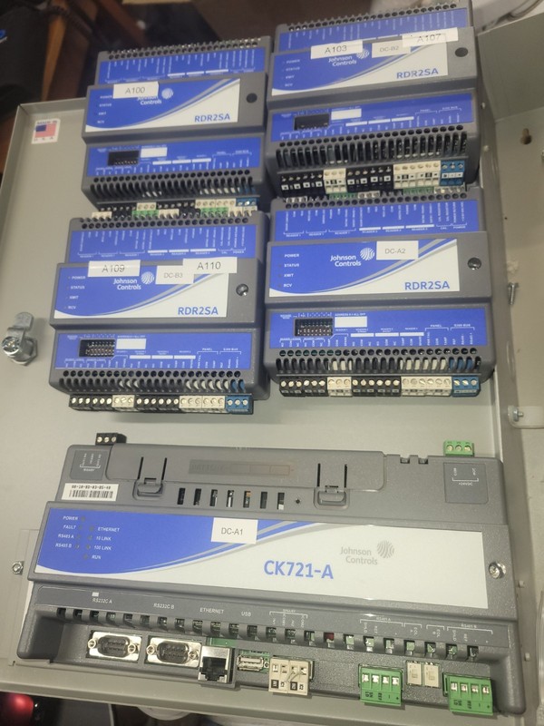 Johnson Controls CK721-A Access Control Controller Module Unit and 4 RDR2SA