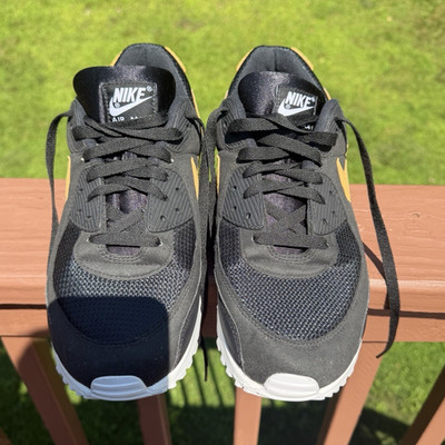Nike Air Max 90 Black/Gold/White Men s Low Top Lace-Up Sneakers CT3621-991