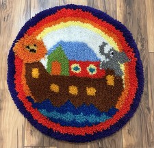 1970s LATCH HOOK RUG NOAH&rsquo;S ARK HANGING WALL ART YARN VINTAGE MCM LION ELEPHANT