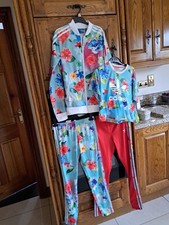 Girls Adidas Floral Tracksuit 13/14 @ 14/15