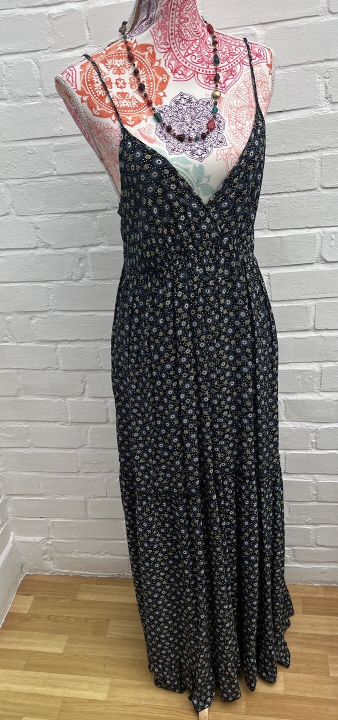 Wallis UK 10 Petite Black Blue Floral Print Maxi Dress Ditsy A-line for Summer and Holiday Wear-image