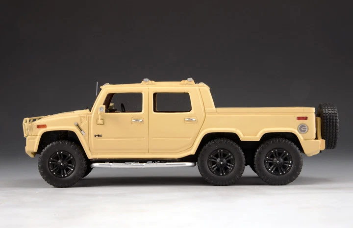 1/43 GLM Hummer H2 SUT 6X6 Beige GLM171002 - Image 4 of 4