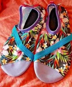 floral active shoes