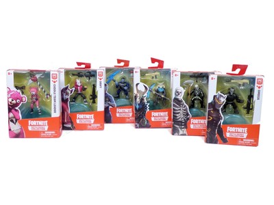 Fortnite  Battle Royale Collection Spielfigur ca. 5 cm mit 2 Waffen und Standfuß