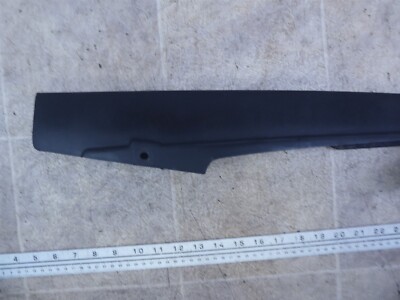 1984 Kawasaki ZX550 GPZ K396-1) black plastic chain guard cover