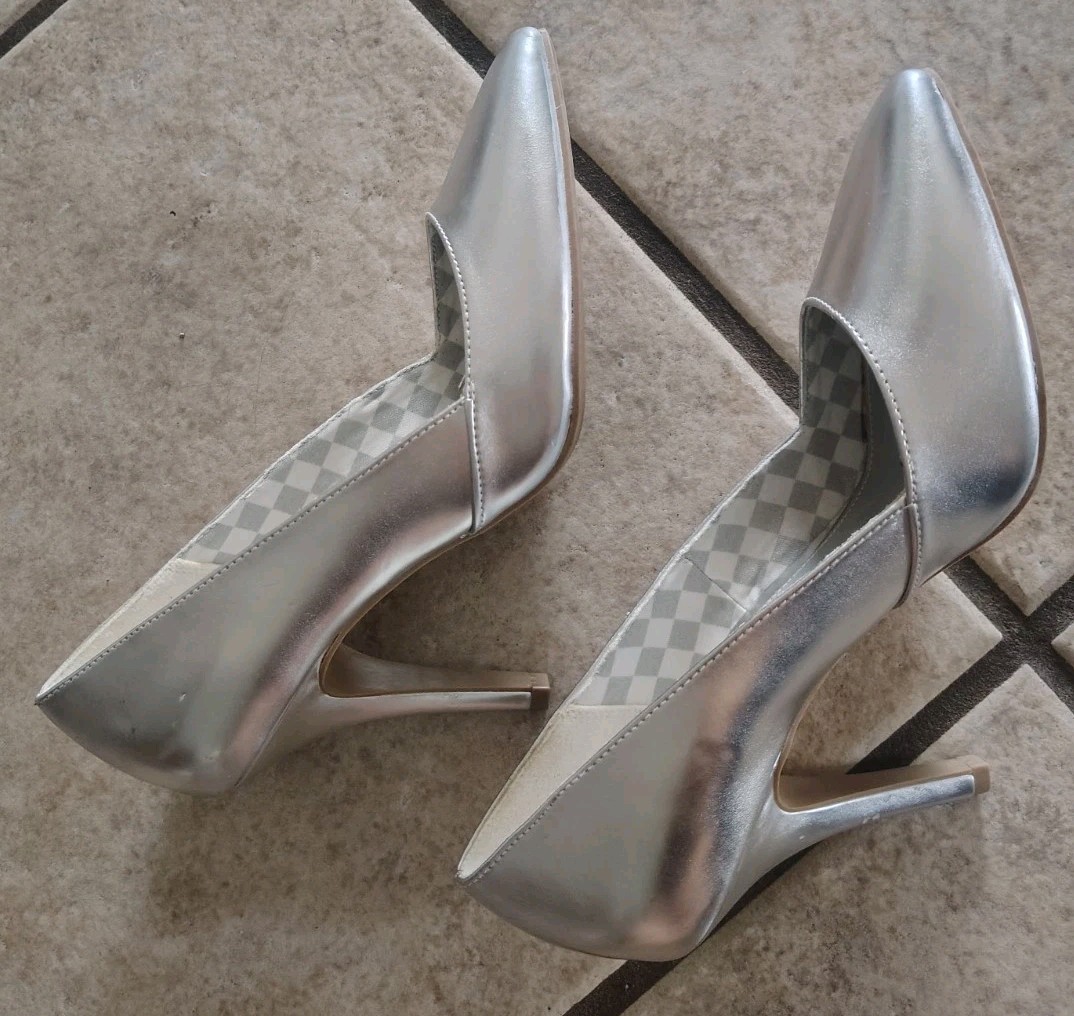 Christian Siriano for Payless Shoes Kasino Silver 4" Heel, Women's Size 9 
