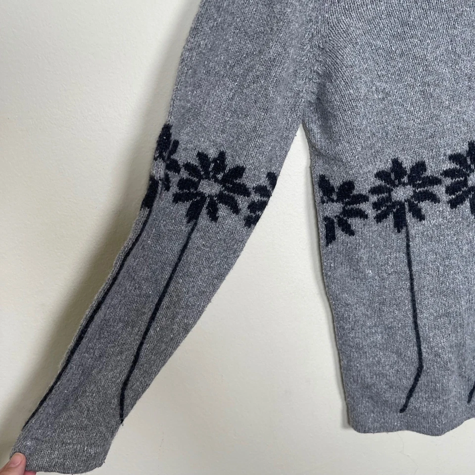 Suéter Tejido Cuello Redondo Floral Gris Gloria Desteñido De Colección S Margarita Y2K Años 90 Patinadora Foto 4 de 4