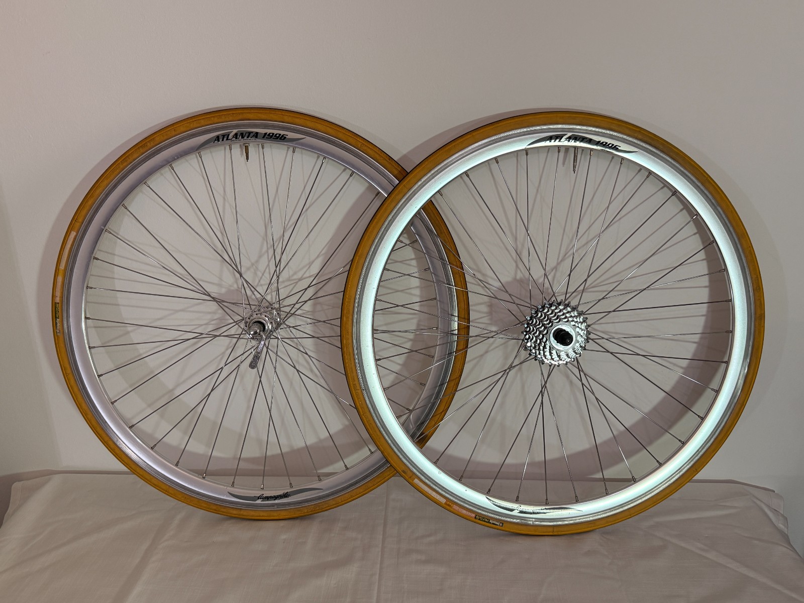 CERCHI RUOTE CAMPAGNOLO ATLANTA 1996 MOZZI MICHE SUPERFAST 8V WHEELS READ LEGGI