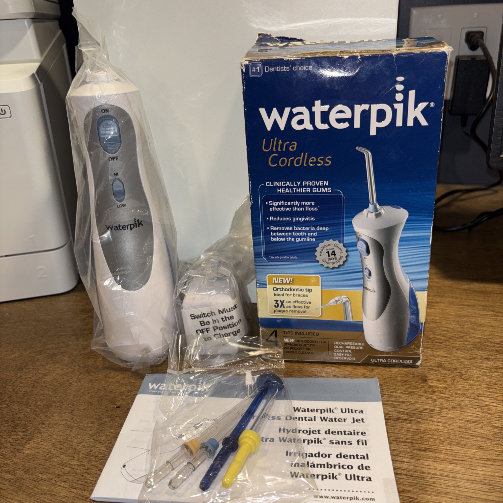 WATERPIK ULTRA CORDLESS PLUS Water Flosser Portable WP-450W New Sealed tips