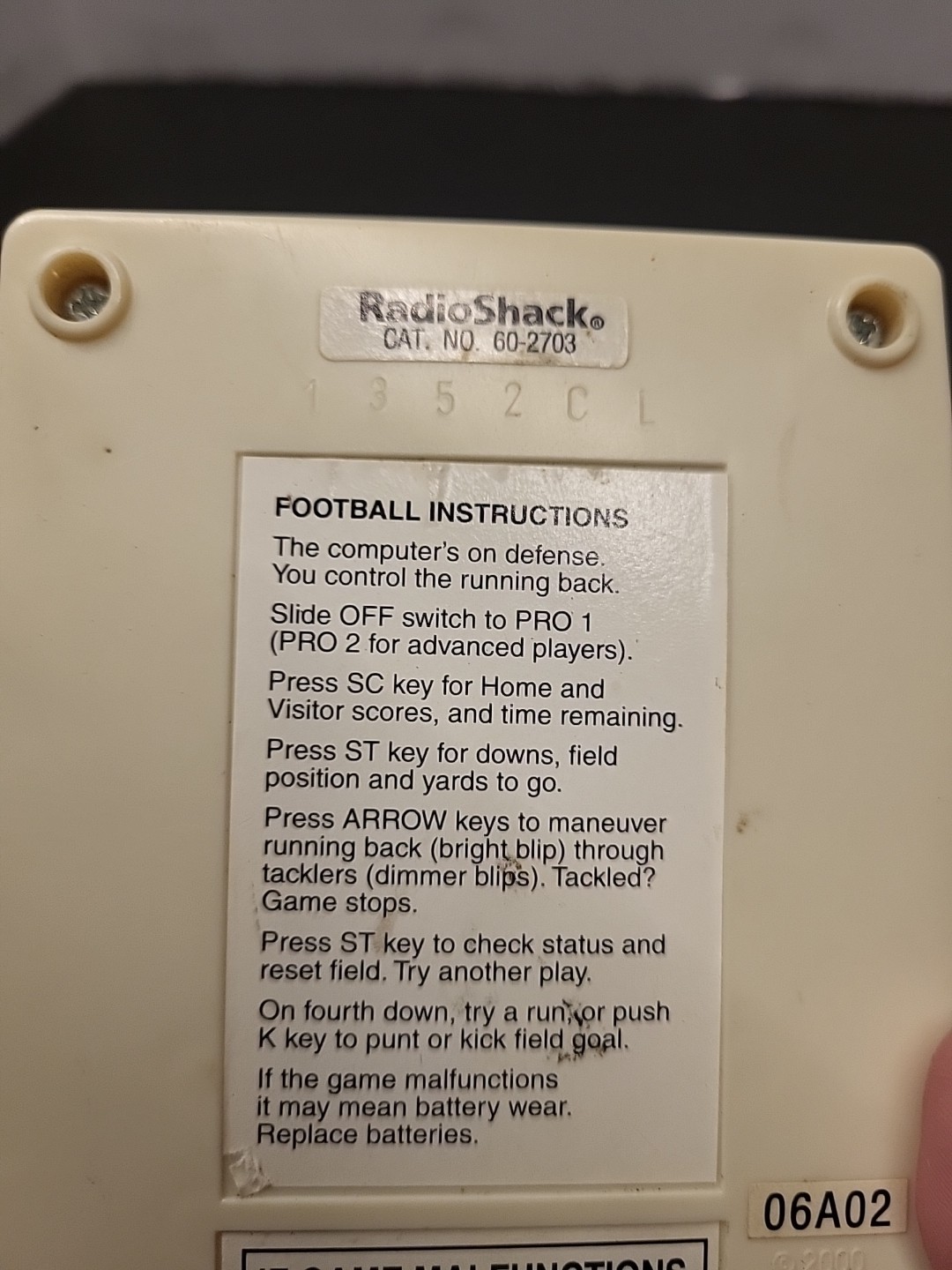 2000 Mattel Electronics Handheld Electric Classic Football Game Read Descriptio