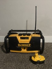 DEWALT Portable Jobsite AM/FM Stereo Radio DEWALT 1999 Vintage With Battery