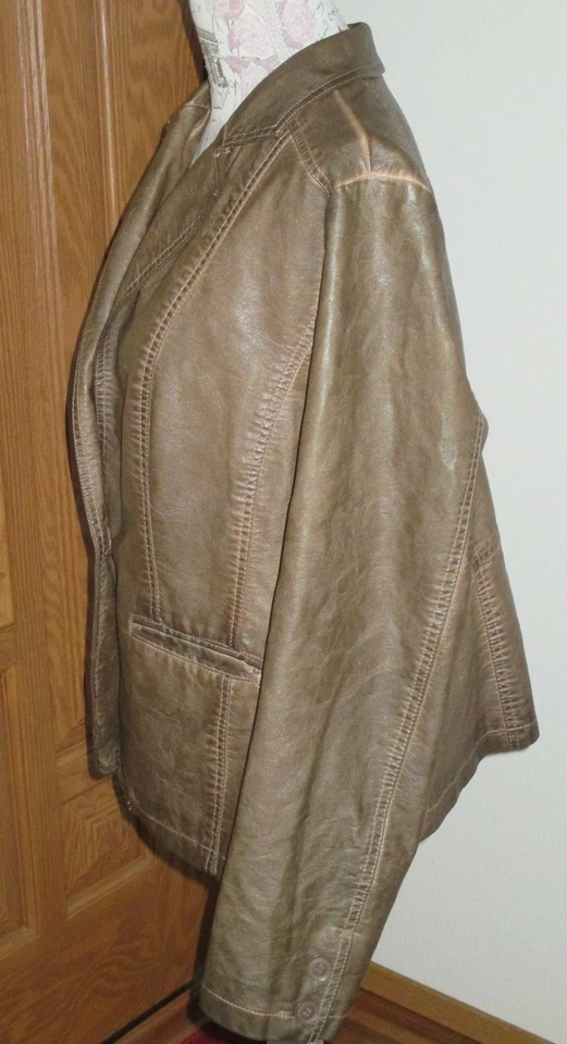 Lane Bryant Size 14/16 Faux Leather Brown Distressed One Button Lined Jacket - Image 4 of 4
