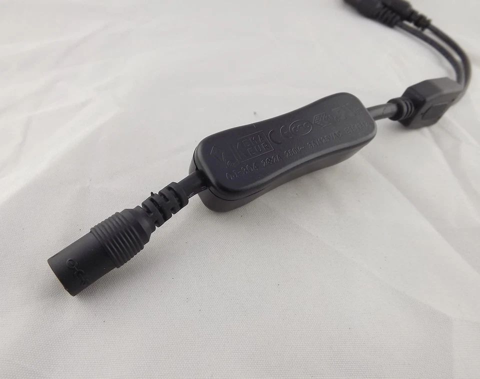 LED Strips DC Power 1 Female To 2 Male 5.5x2.1mm w/ On/Off Switch Splitter Cable - Image 4 of 4