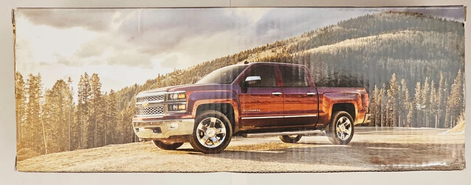 SEALED Norscot Burgandy Ruby Red Chevy Silverado 1/24 Scale Model 2014 Chevrolet - Image 3 of 4