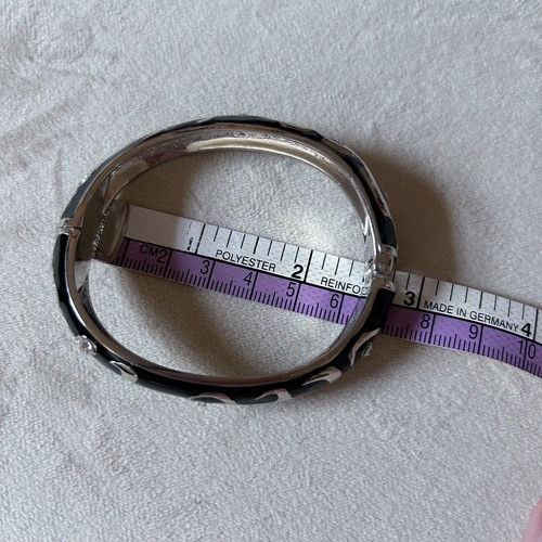 Black Silver Coloured Diamanté Bangle Wavy Bracelet - Picture 6 of 12