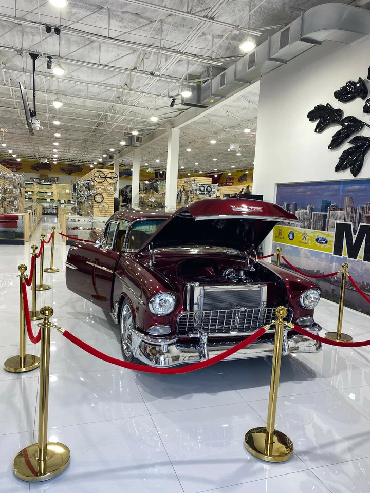 POLISHED STAINLESS STEEL GRILLE ASSEMBLY FITS 1955 CHEVY - Image 4 of 4