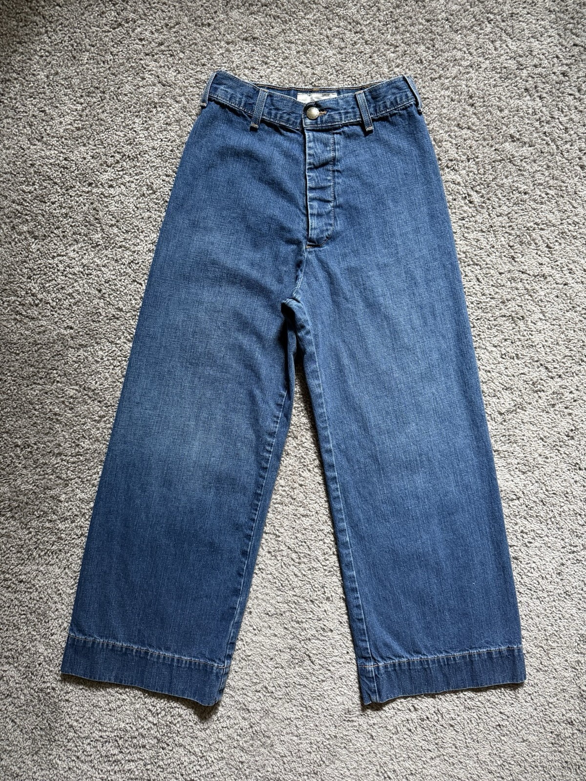 Picture 2 of 11