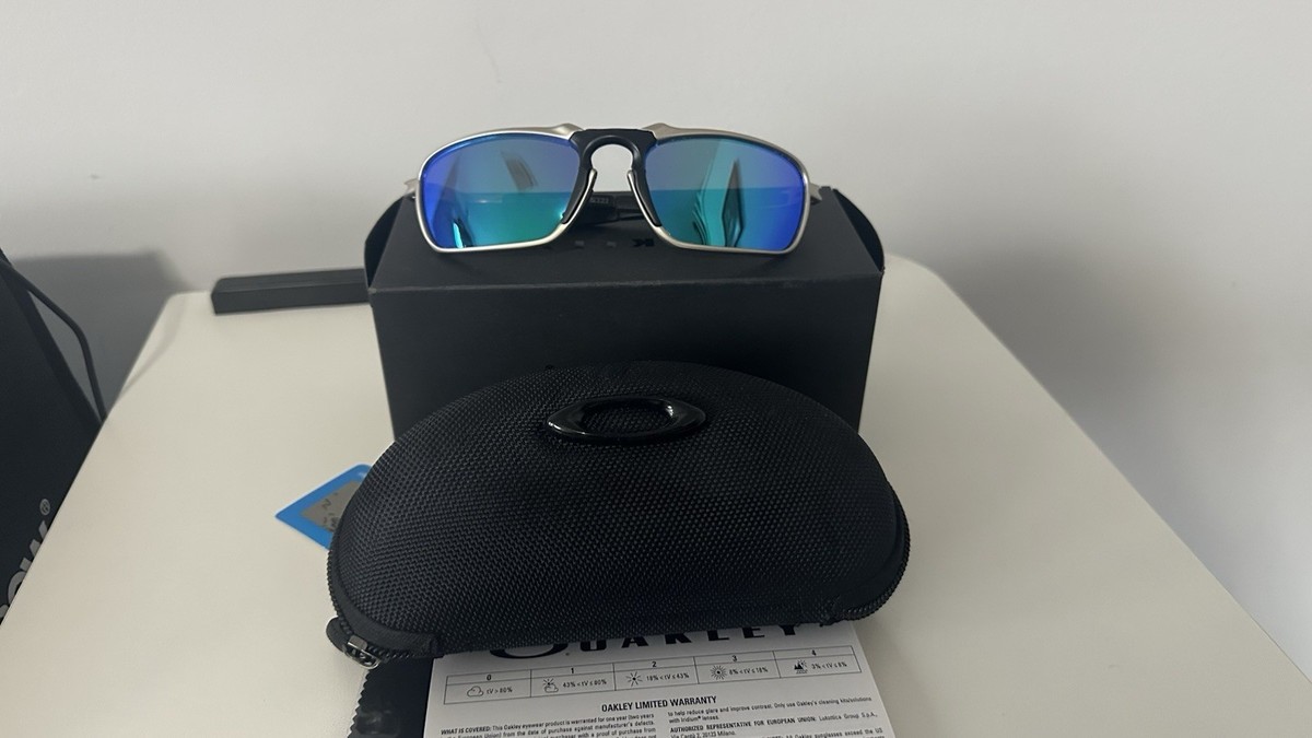 Oakley Badman Metal Silver Frame Polarized Blue/Green iridium