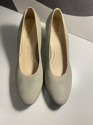 Ara Shoes Womens Size 5.5 Beige HighSoft Block Heel Pumps Glitter Comfort Dress