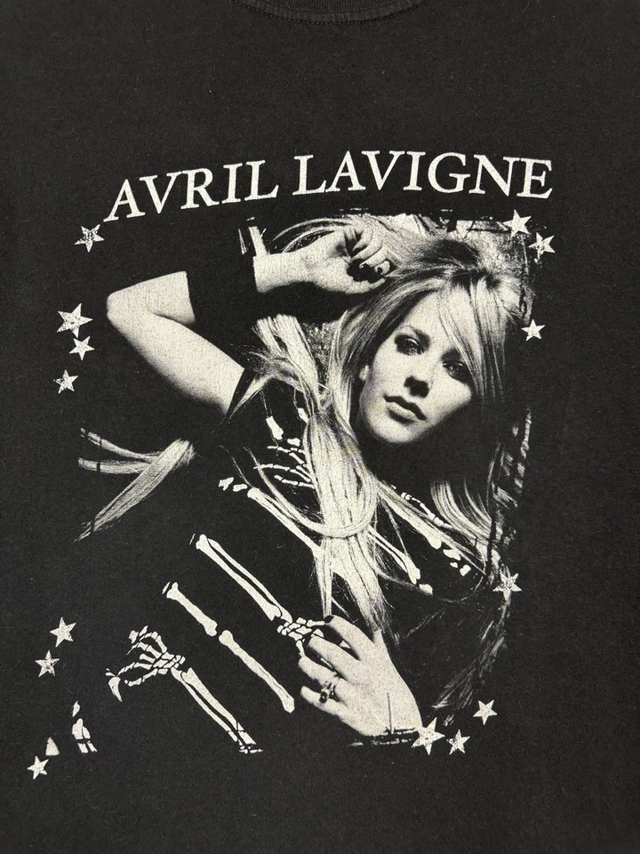 Vintage Avril Lavigne The Best Damn Tour T Shirt Y2K Band Music Concert Punk S - Image 3 of 4
