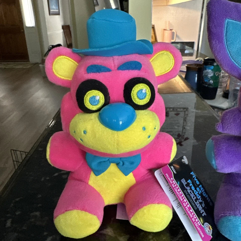 Funko FNAF Five Nights at Freddy's Rosa Púrpura 8" Neón LUZ NEGRA Peluche Lote 2017 Foto 2 de 4