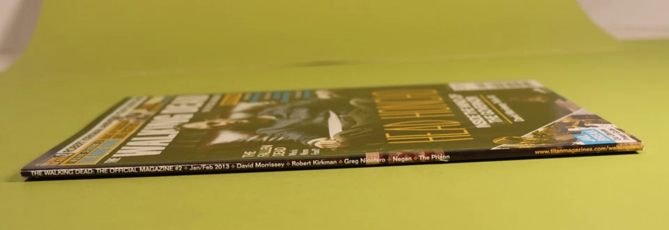 The Walking Dead The Official Magazine Issue #2 Jan Feb 2013 The Governor NM- - Image 3 of 4