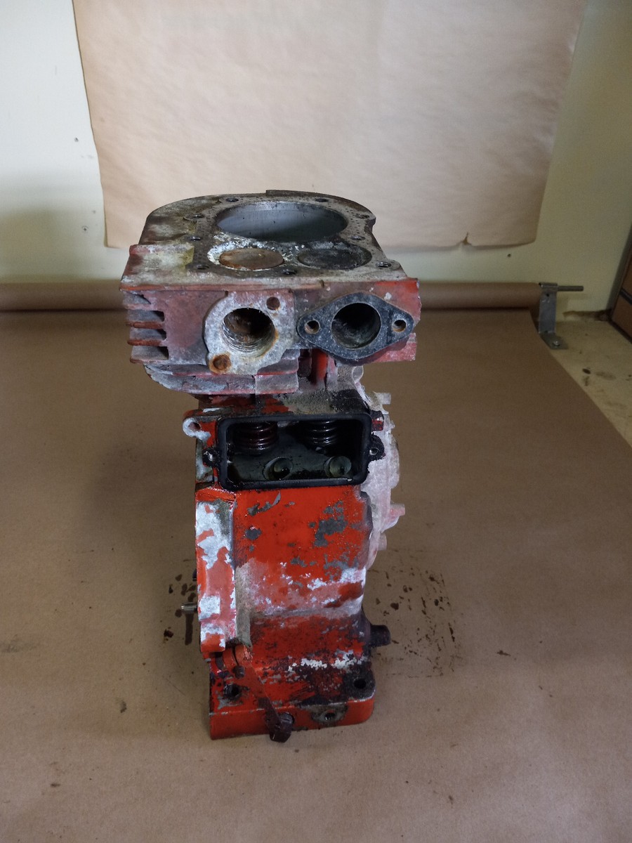 Vintage Genuine Briggs & Stratton 8 HP Engine Bare Block Assembly