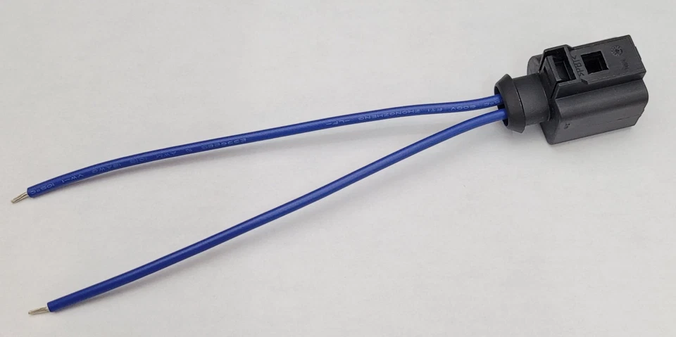 ALTERNATOR PIGTAIL HARNESS PLUG CONNECTOR FOR 2007-2008 VOLKSWAGEN EOS. - Image 2 of 4